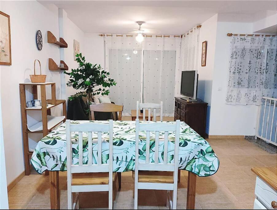 Casa Familiar A Pie De Piscina Βίλα Vera Εξωτερικό φωτογραφία