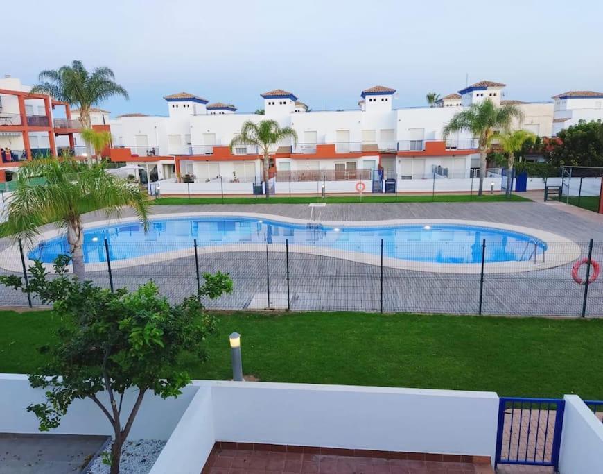 Casa Familiar A Pie De Piscina Βίλα Vera Εξωτερικό φωτογραφία